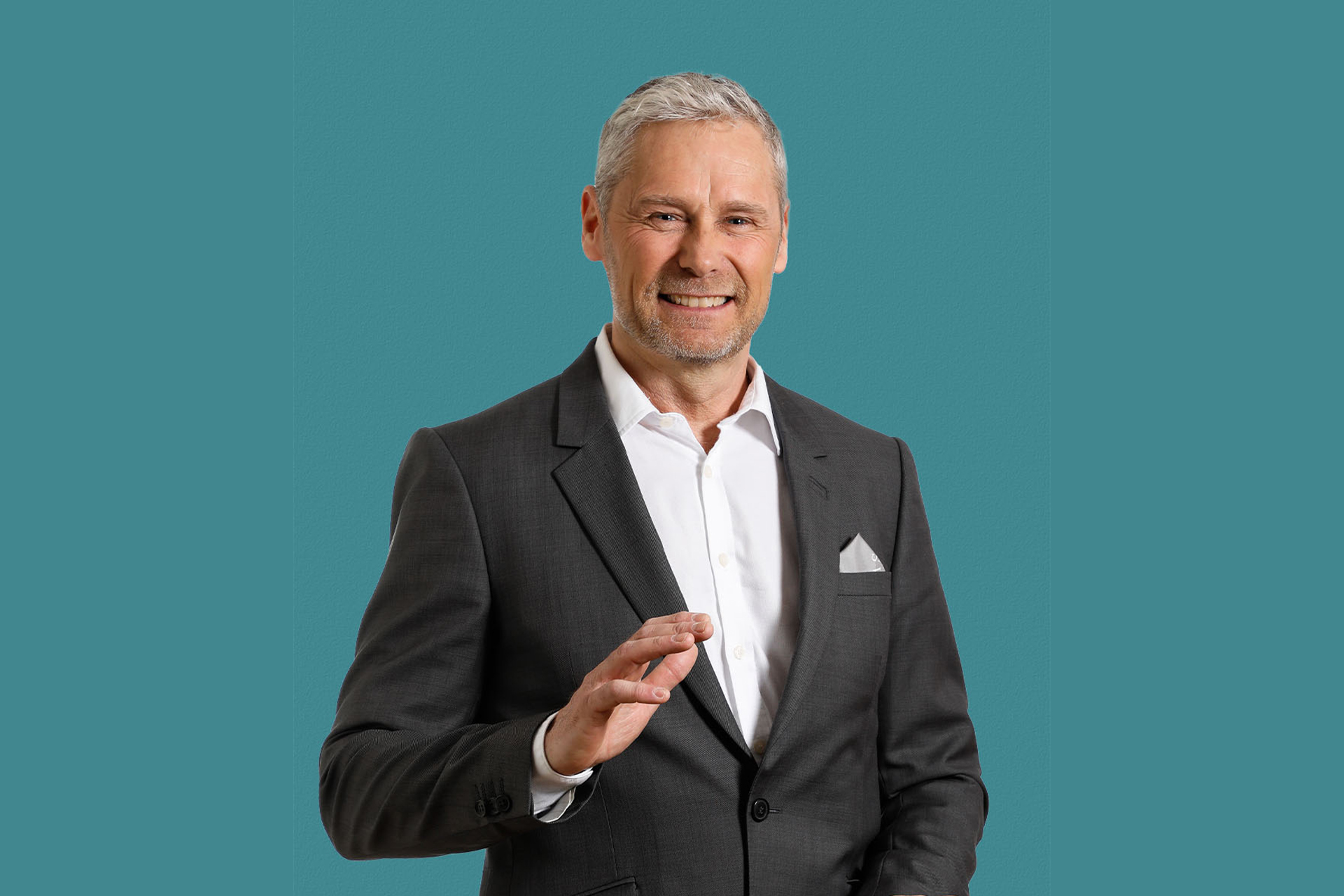 Stefan Axellie 2022 3X2